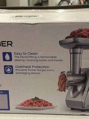 New Airmsen MGR-D8D
Electric 3 in 1 Meat Grinder Removable Head Kitchen Tool